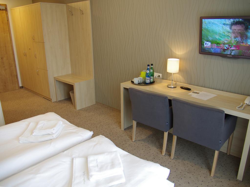 Hotel אוניוב מראה חיצוני תמונה