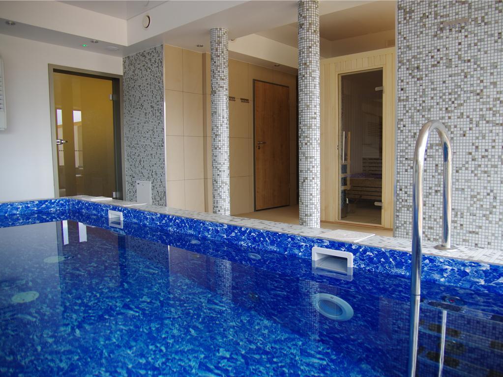 Hotel אוניוב מראה חיצוני תמונה